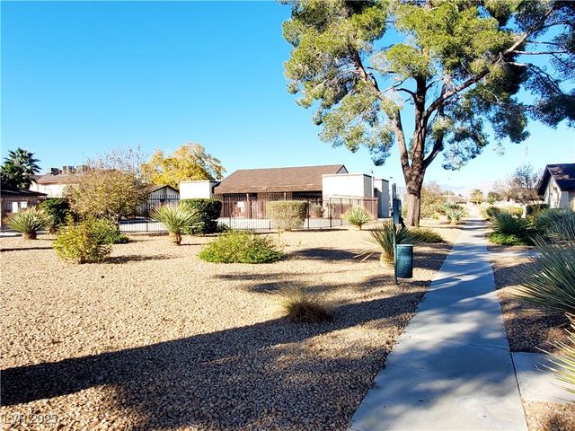 2341 Canfield Drive B, Las Vegas, NV 89108