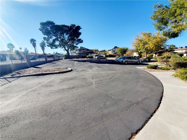 2341 Canfield Drive B, Las Vegas, NV 89108