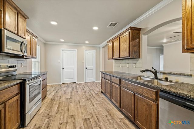912 Damascus Drive, Belton, TX 76513