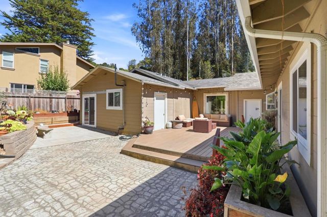 72 Mar Monte Avenue, La Selva Beach, CA 95076