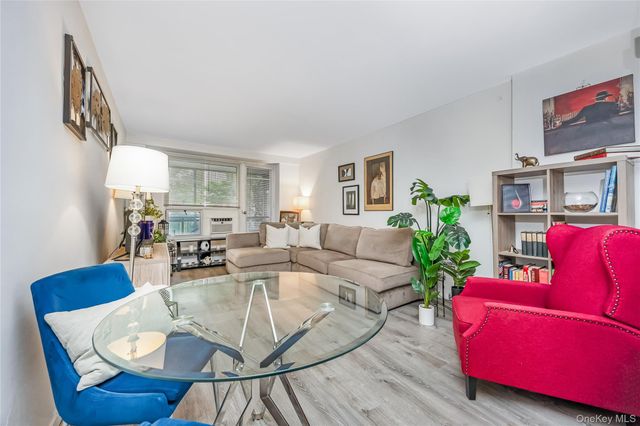 97-07 63 Road 1G, Rego Park, NY 11374