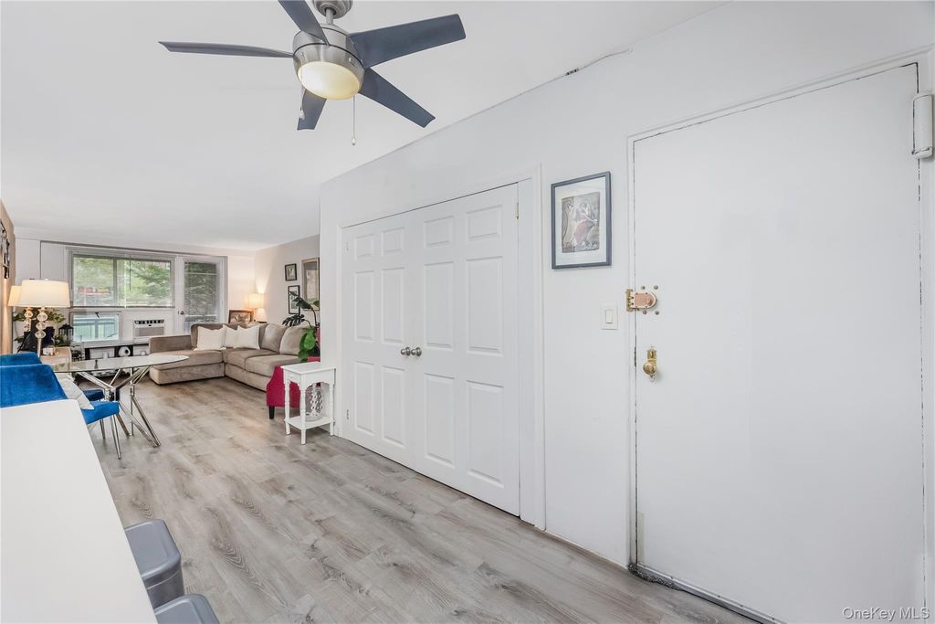 97-07 63 Road 1G, Rego Park, NY 11374 — photo 4