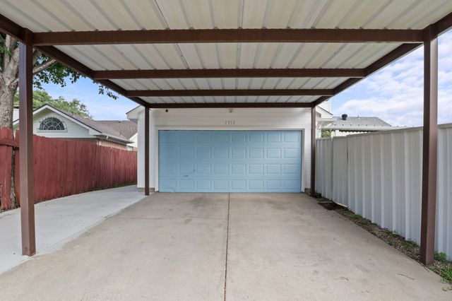 1314 Hall Lane, Seagoville, TX 75159