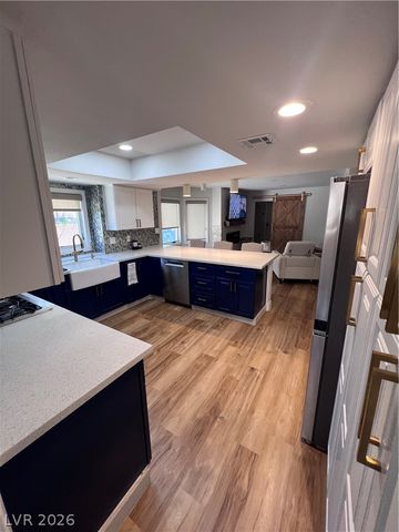 7536 Spanish Bay Drive, Las Vegas, NV 89113