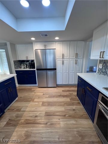7536 Spanish Bay Drive, Las Vegas, NV 89113
