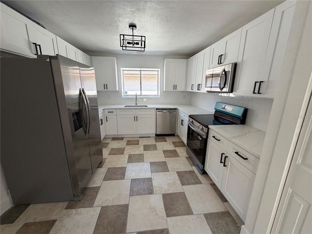 7031 DRURY STREET, Tampa, FL 33635