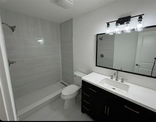 7031 DRURY STREET, Tampa, FL 33635