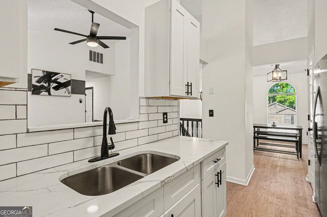 7002 New Dale Road, Rex, GA 30273