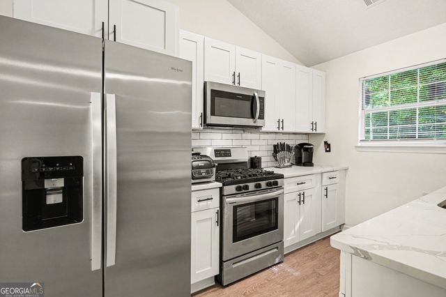 7002 New Dale Road, Rex, GA 30273