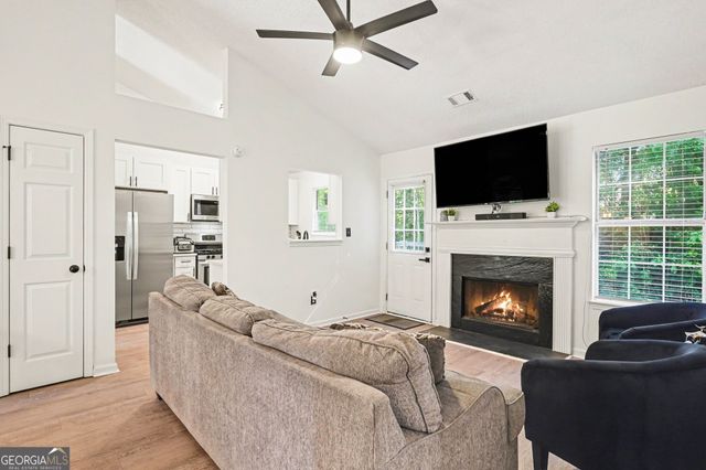 7002 New Dale Road, Rex, GA 30273