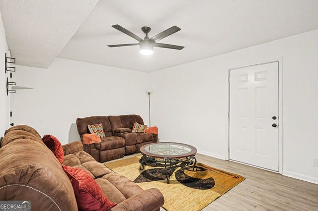 7002 New Dale Road, Rex, GA 30273