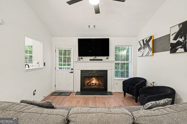 7002 New Dale Road, Rex, GA 30273