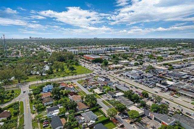 7201 SW 40th St, Miami, FL 33155