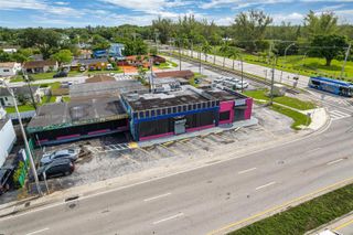 7201 SW 40th St, Miami, FL 33155