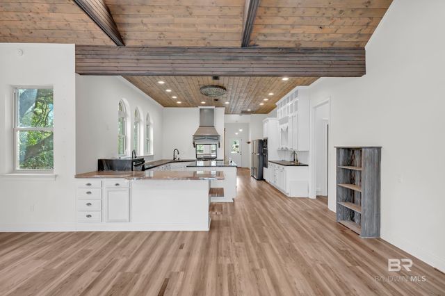 28184 Rigsby Road, Daphne, AL 36526