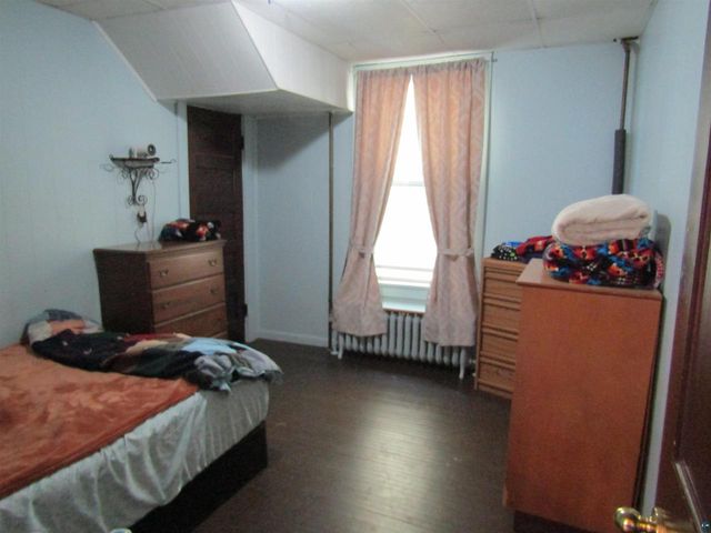 1115 Harrison St, Superior, WI 54880