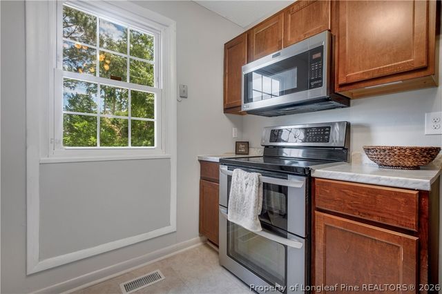3695 applegate Road, Hope Mills, NC 28348