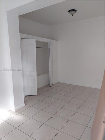 3171 NW 28th St 1, Miami, FL 33142