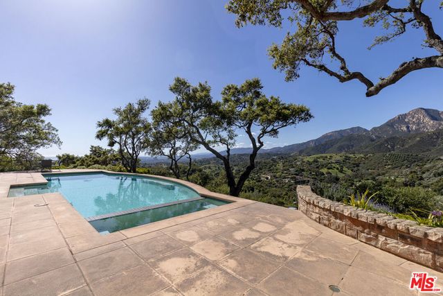 450 El Cielito Road, Santa Barbara, CA 93105