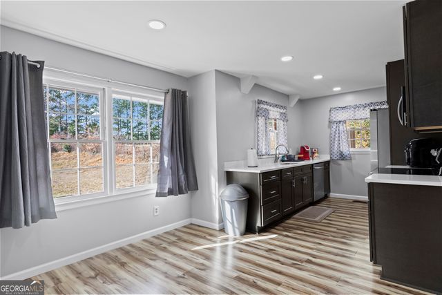 3727 Calmer Circle, East Point, GA 30344