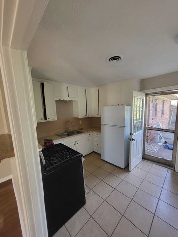 1004 W Lamar Street 1004, Mckinney, TX 75069