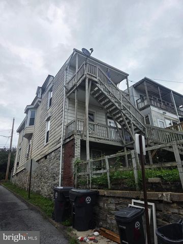 32 S HARRISBURG ST, Steelton, PA 17113