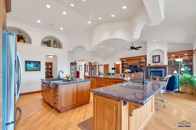 4818 ENCHANTED PINES DR, Rapid City, SD 57701