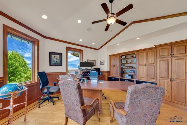 4818 ENCHANTED PINES DR, Rapid City, SD 57701