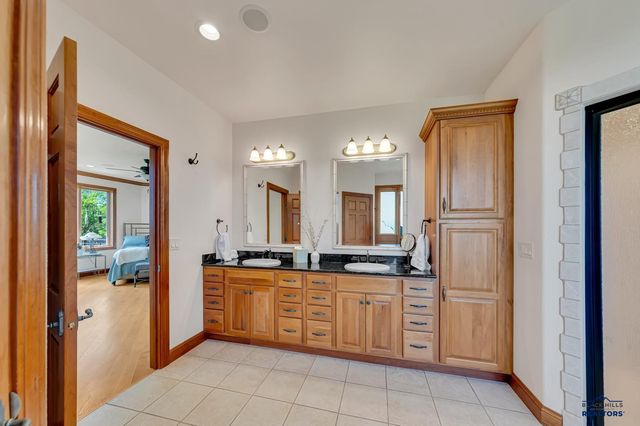 4818 ENCHANTED PINES DR, Rapid City, SD 57701