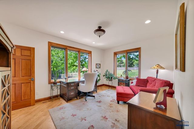 4818 ENCHANTED PINES DR, Rapid City, SD 57701