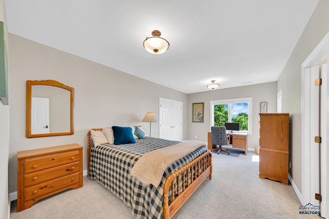 4818 ENCHANTED PINES DR, Rapid City, SD 57701