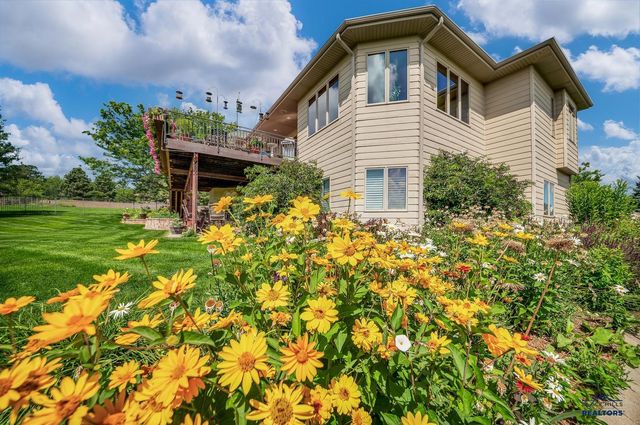 4818 ENCHANTED PINES DR, Rapid City, SD 57701
