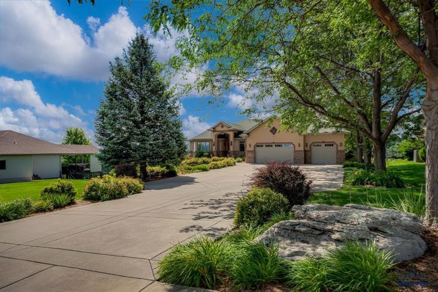 4818 ENCHANTED PINES DR, Rapid City, SD 57701