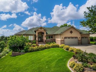4818 ENCHANTED PINES DR, Rapid City, SD 57701