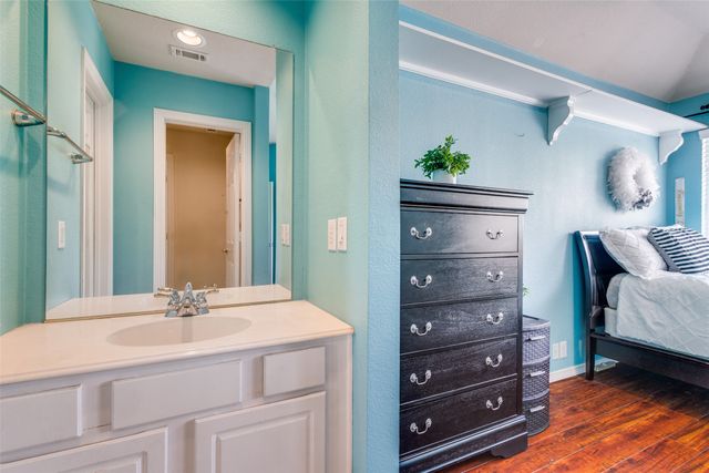 6623 Sapphire Circle S, Colleyville, TX 76034