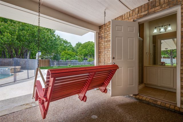 6623 Sapphire Circle S, Colleyville, TX 76034