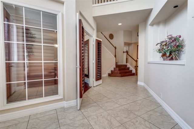 6623 Sapphire Circle S, Colleyville, TX 76034