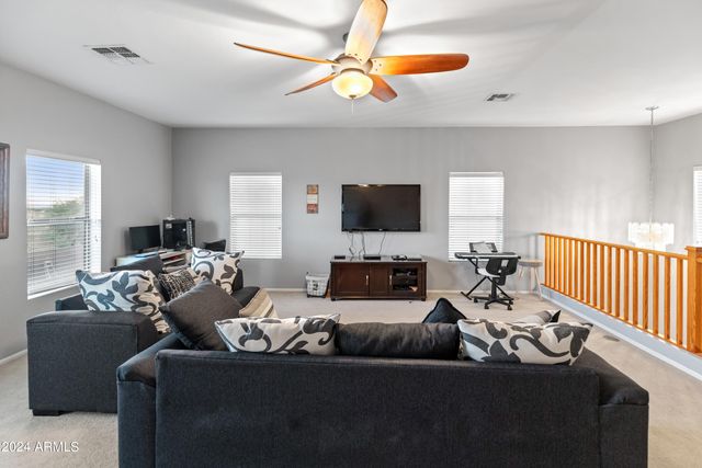 4535 W COTTONTAIL Road, Anthem, AZ 85086