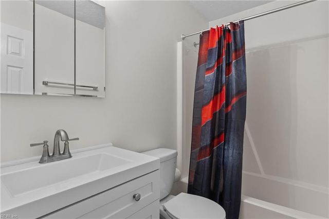 364 Deputy Ln Unit A, Newport News, VA 23608