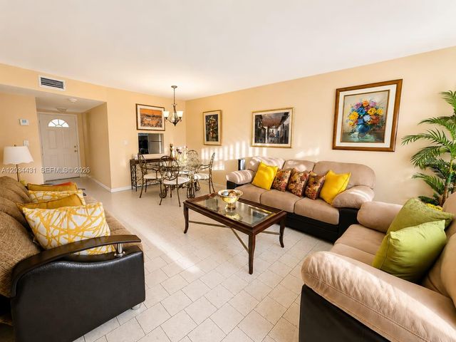 2801 N Pine Island Rd 304, Sunrise, FL 33322