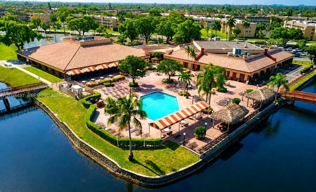 2801 N Pine Island Rd 304, Sunrise, FL 33322