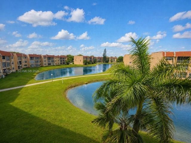 2801 N Pine Island Rd 304, Sunrise, FL 33322