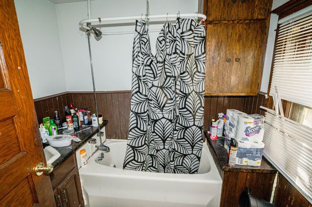 365 Earl Street, Saint Paul, MN 55106