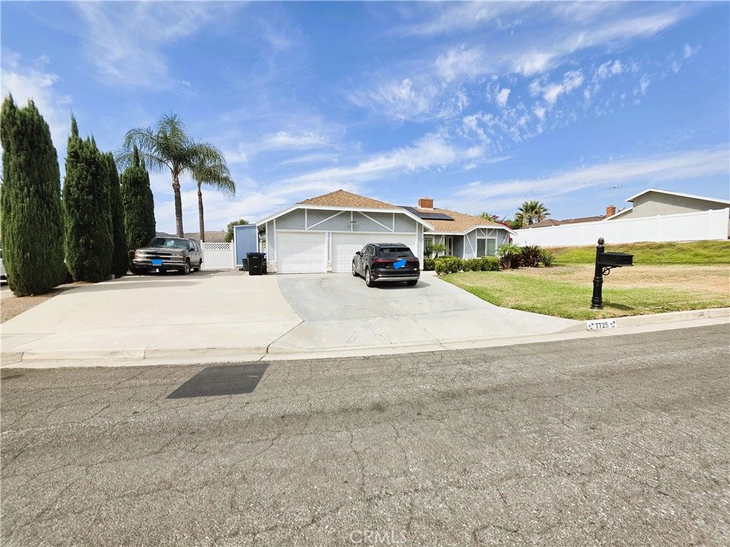 7725 Lippizan Drive, Jurupa Valley, CA 92509 — photo 3