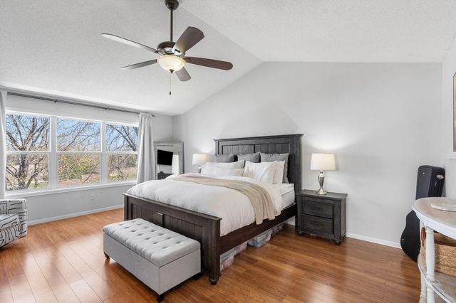 668 Newberry Lane, Chaska, MN 55318