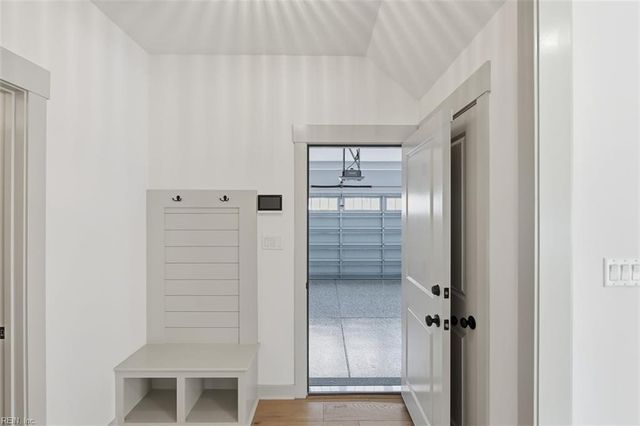 1266 Sebastian CT, Chesapeake, VA 23322