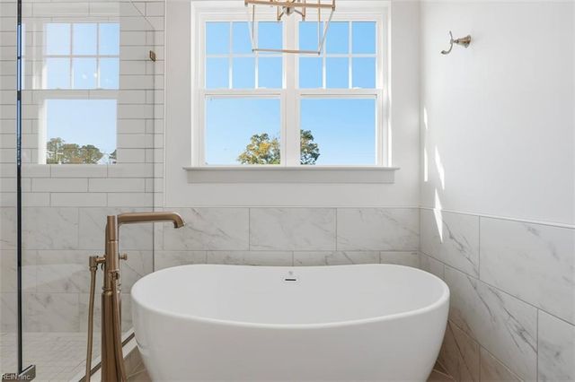 1266 Sebastian CT, Chesapeake, VA 23322