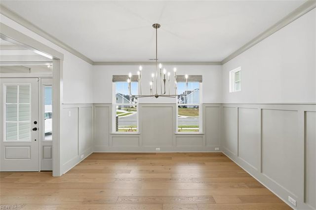 1266 Sebastian CT, Chesapeake, VA 23322