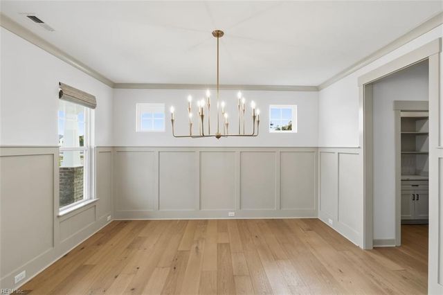 1266 Sebastian CT, Chesapeake, VA 23322