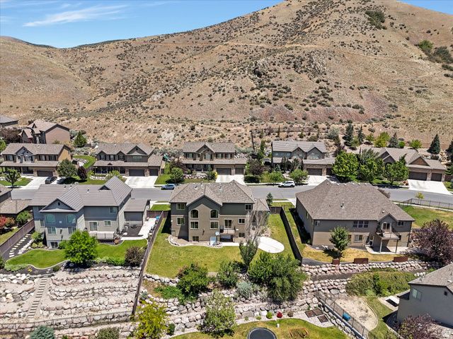 1937 W SHADOW WOOD DR, Lehi, UT 84048